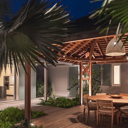 Ideally Located Prestigious Villa Toiny Exterior photo