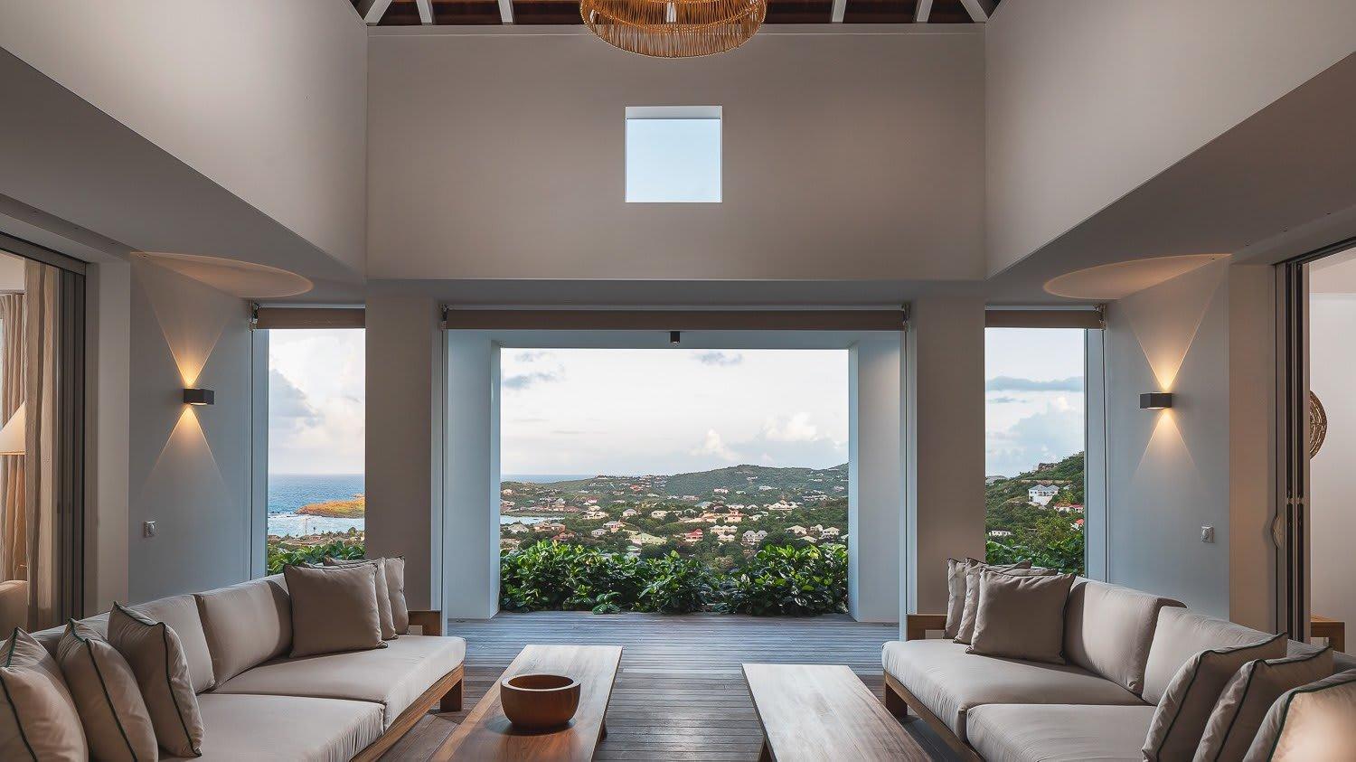 Ideally Located Prestigious Villa Toiny Exterior photo